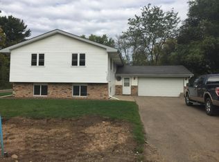 11200 31st St N, Lake Elmo, MN 55042