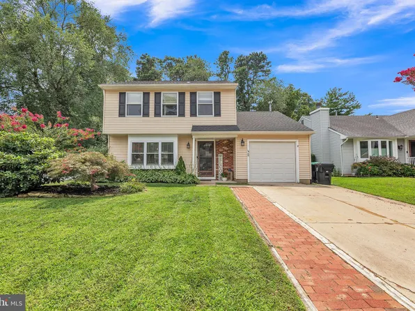 54 Woodvale Dr, Atco, NJ 08004