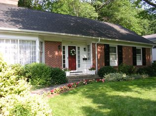82 Tecumseh Dr, Longmeadow, MA 01106