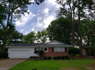 2622 Hemingway Cir, Jackson, MS 39209
