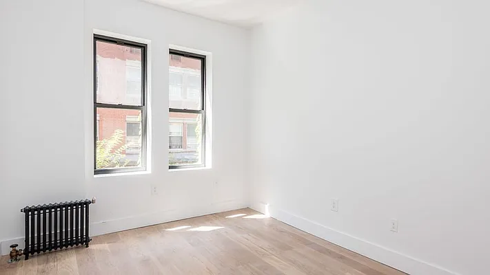 Rented by Nooklyn NYC LLC | media 24