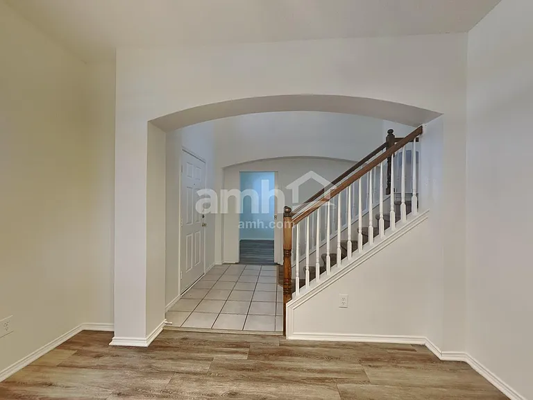 10308 Oak Branch Ln — Photo 6