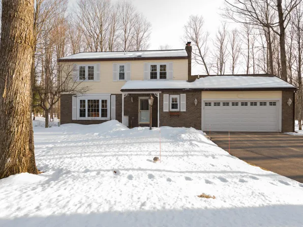 5235 Greenview Dr, Gaylord, MI 49735
