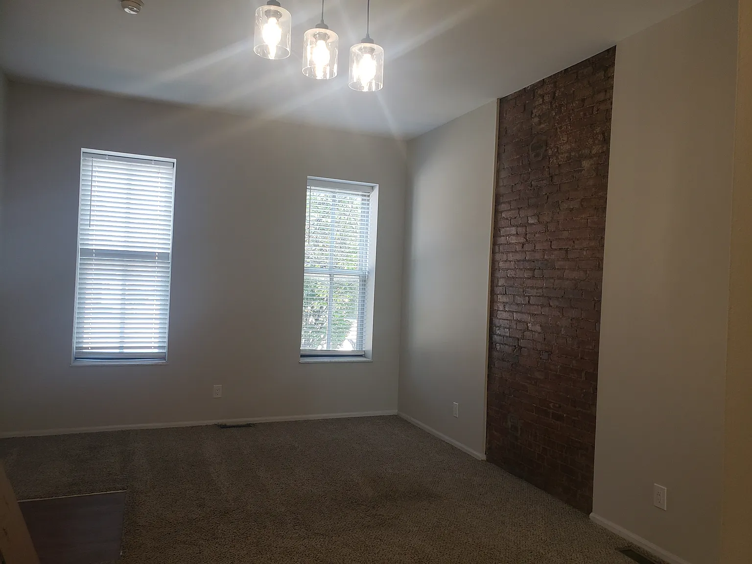 1 bed, 750 sqft, $1,095 — Photo 1
