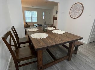 250 Mill Creek Pl, Roswell, GA 30076