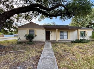 5631 W Bellfort Ave, Houston, TX 77035