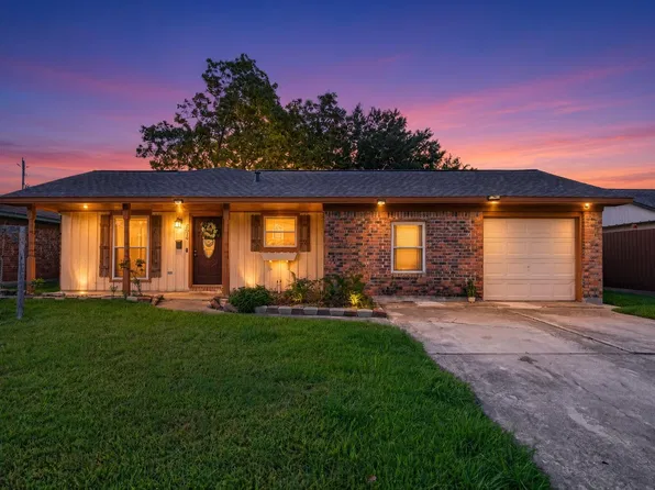 2514 Mulberry Ln, Pasadena, TX 77502