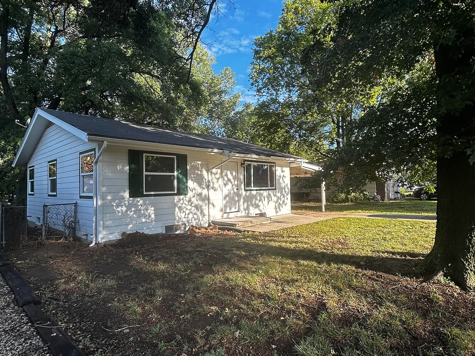 4 bed, 1650 sqft, $1,450 — Photo 2