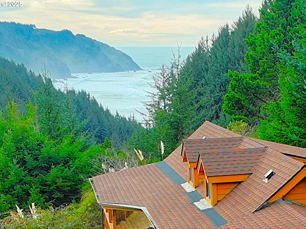 19921 Whaleshead Rd #Ov13, Brookings, OR 97415