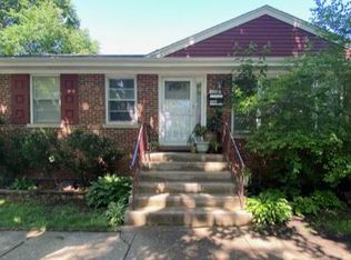1716 Seward St, Evanston, IL 60202