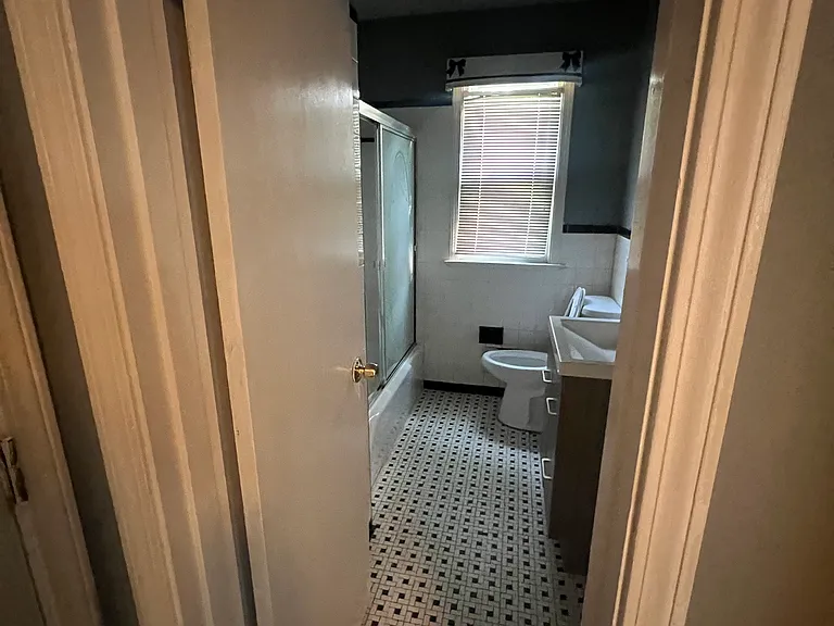 8421 Kalb Rd — Photo 16