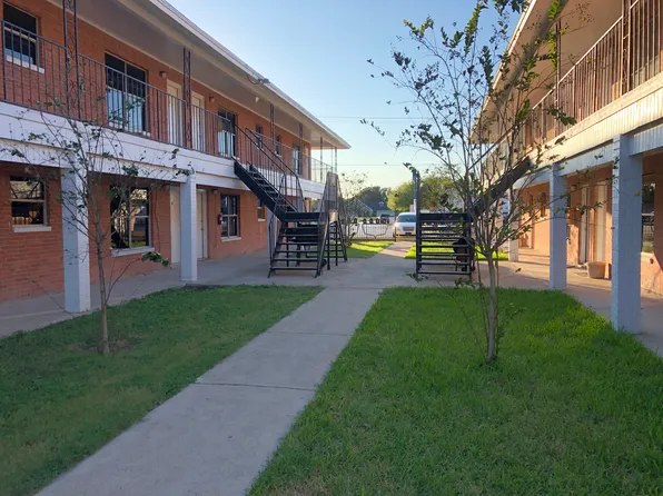 607 S I Rd #17, San Juan, TX 78589