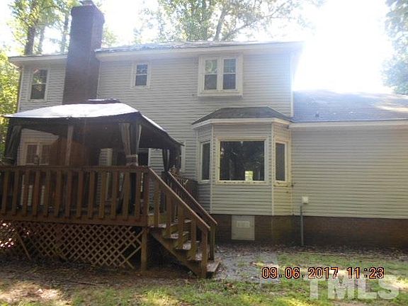 3rd image of 2634 Chaise Dr