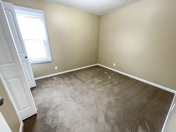5th image of 2403 W St #9