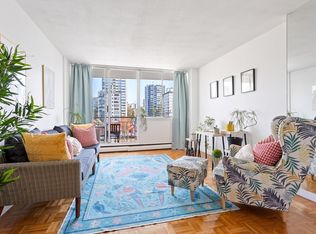 1850 Comox St #601, Vancouver, BC V6G 1R3