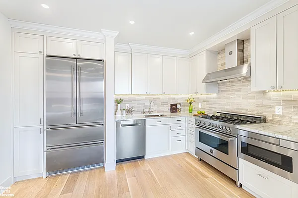 186 West 80th Street #11CD in Upper West Side, Manhattan
