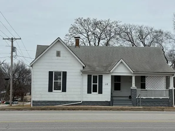 112 S Missouri St, Macon, MO 63552
