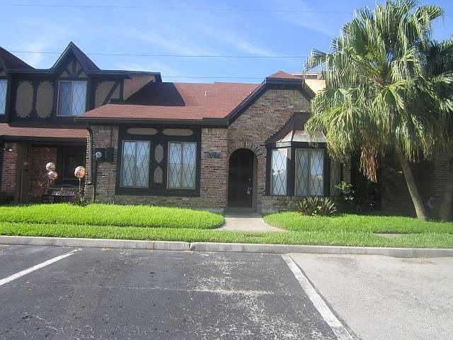 1st image of 9104 NW 44th Ct
