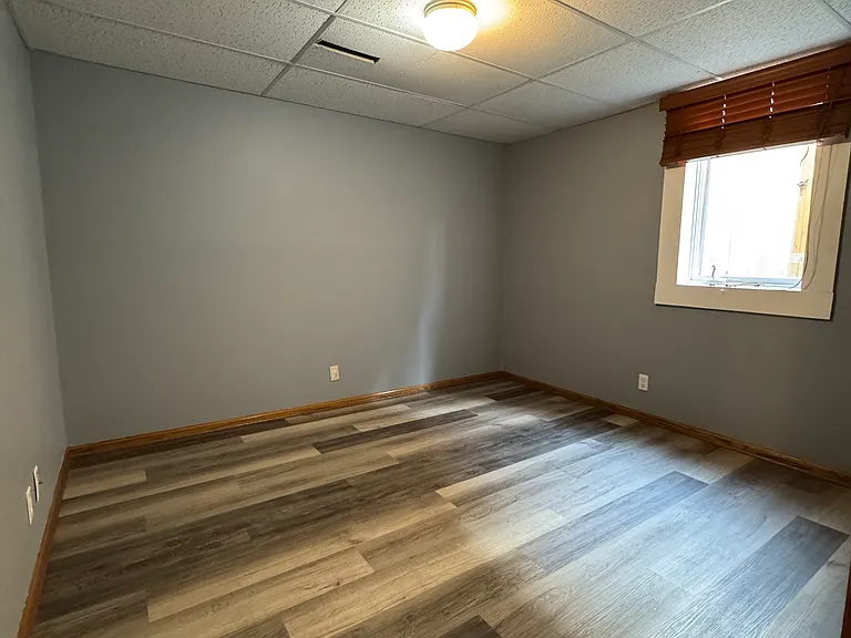 13519 Atwood Ave — Photo 34