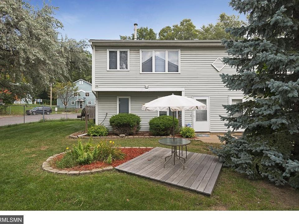 1st image of 1407 Farrington St #A