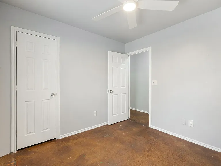 118 S L Ave — Photo 13