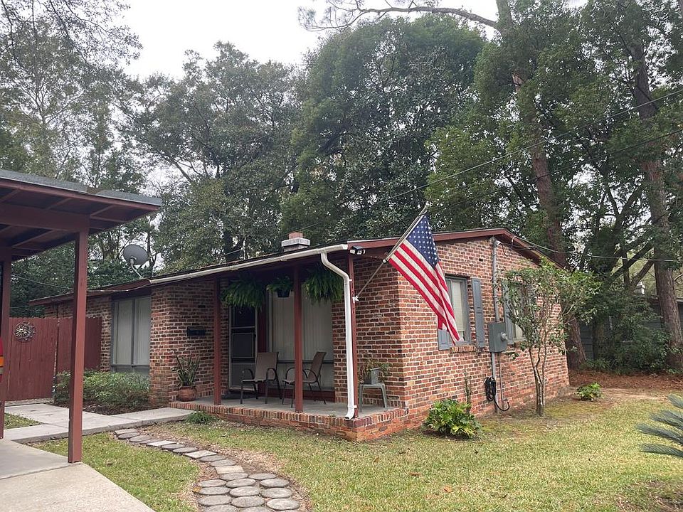 1st image of 1207 W Alden Ave