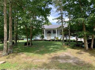 126 Asbury Rd, Egg Harbor Township, NJ 08234