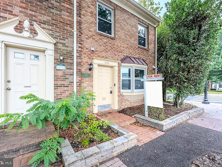 4116 Washington Blvd — Photo 3