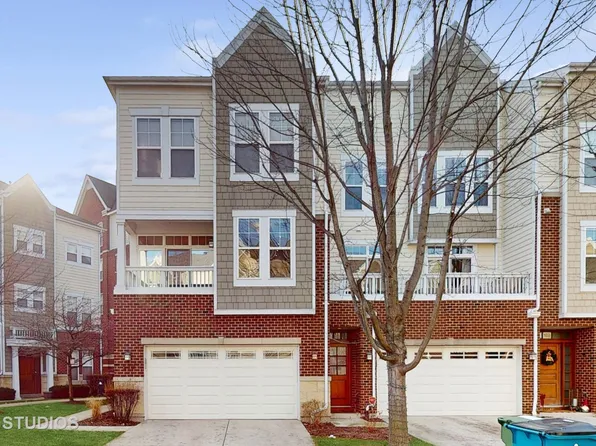 530 Grove Ln, Forest Park, IL 60130