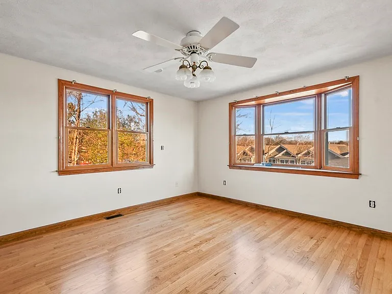 72 Cambridge Rd #2 — Photo 6