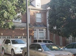 9602 Huxley Dr, Lanham, MD