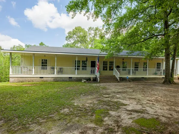 1105 Bradford Rd, Ray City, GA 31645