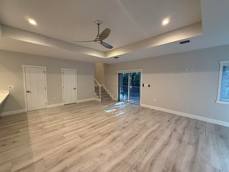 809 Miramar Dr — Photo 10