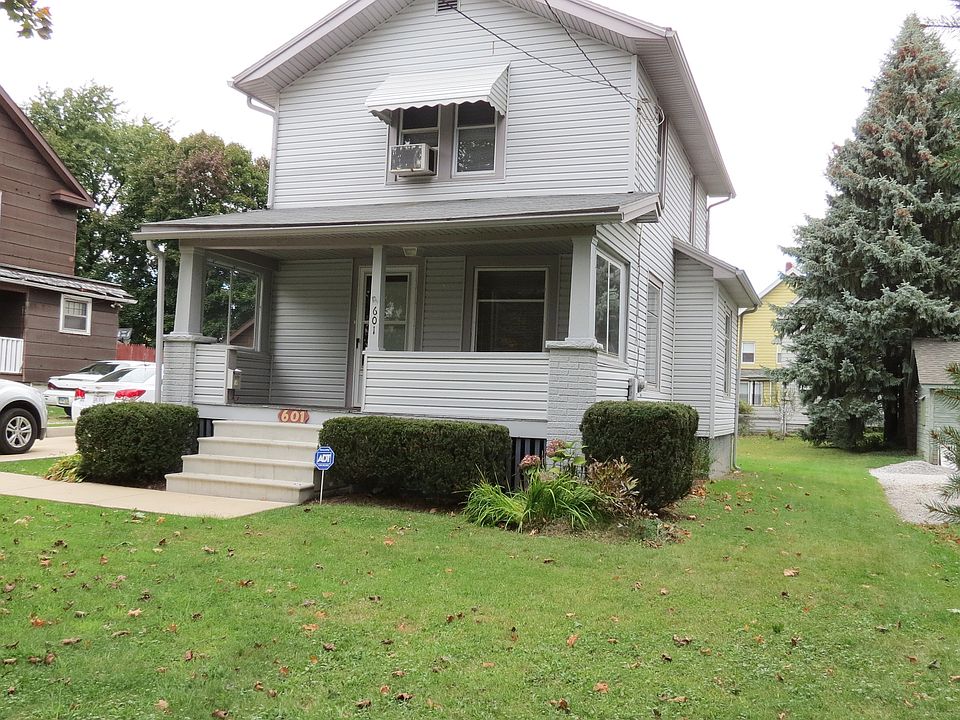 1st image of 601 Forest St NE