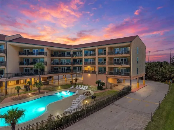 9520 Seawall Blvd APT 152, Galveston, TX 77554