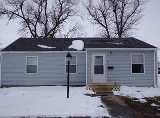 444 4th Ave SE, Wells, MN 56097