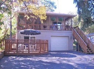 28022 N Hickory Ln, Wauconda, IL