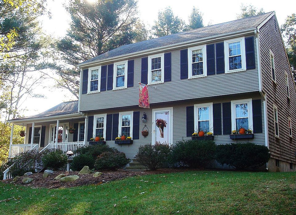 1st image of 7 Centennial Pond Cir