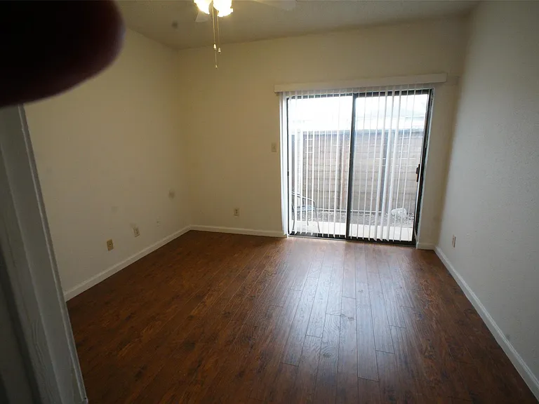 8197 Sands Point Dr #137 — Photo 9