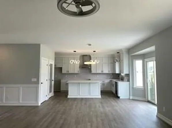 732 Britt Circle Dr #10, Dundee, MI 48131