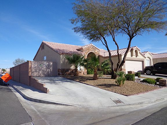 2nd image of 3704 Covewick Dr