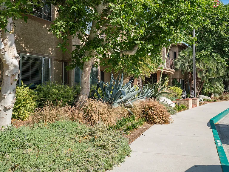Valley Oaks Village — Photo 56