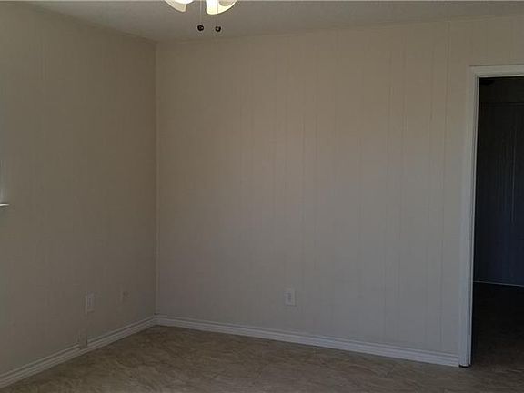 4th image of 301 Tower St #A