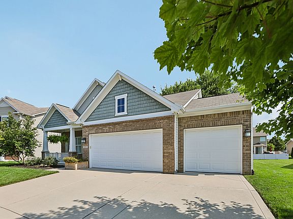 2nd image of 11186 Van Buren Pl