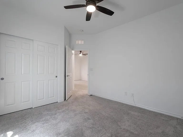 7126 Calvert Cliffs St — Photo 33
