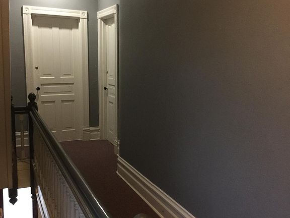 3rd image of 656 Main St #3