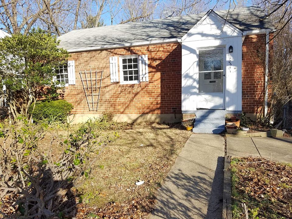 Front from Malone St