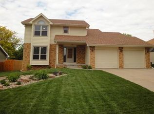 6360 S 95th St, Omaha, NE 68127