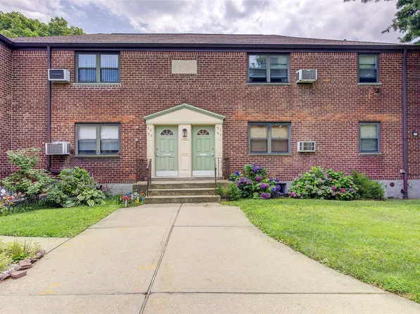 57-55 244 Street #7F (1st Floor), Douglaston, NY 11362