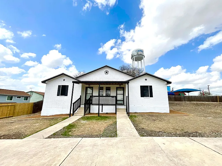 509 Meadow Frg — Photo 3
